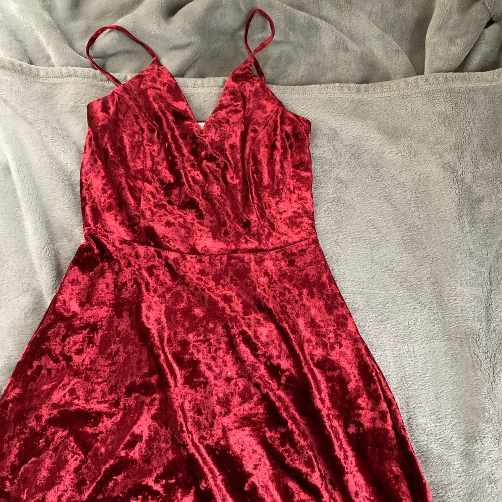 Forever 21 velvet dress